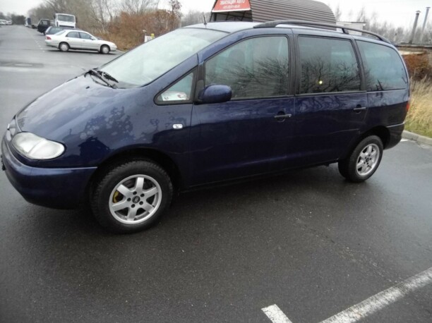 Ford Galaxy I, 7 мест, 1999 г.