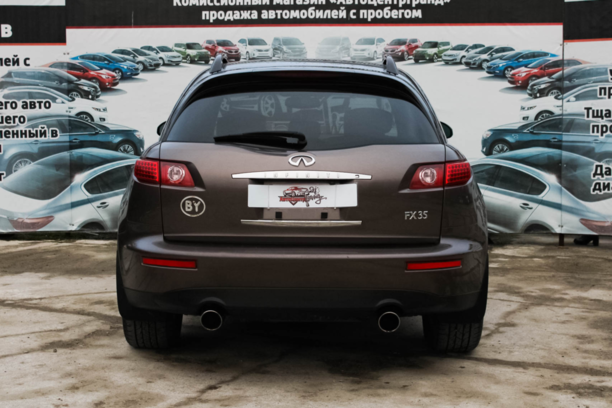 Infiniti FX I, 2004 г.