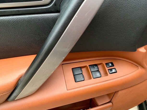 Infiniti FX I, 2004 г.