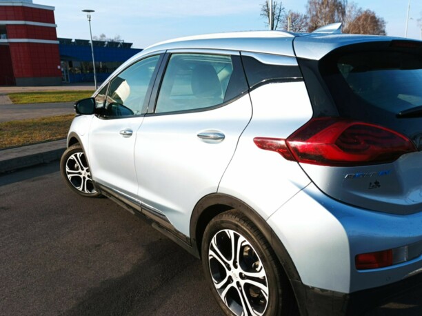 Chevrolet Bolt, 2017 г.