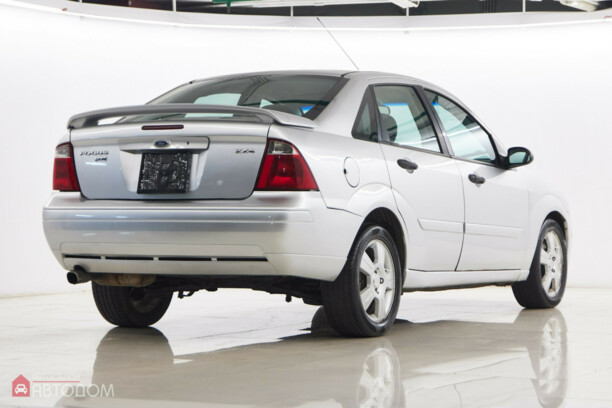 Ford Focus I · Рестайлинг, 2004 г.