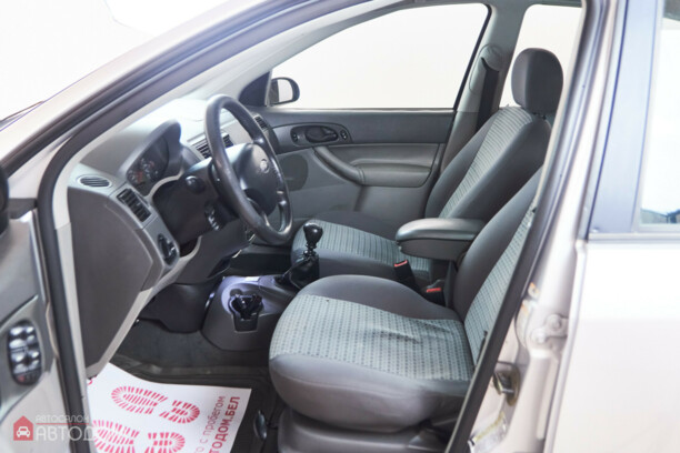 Ford Focus I · Рестайлинг, 2004 г.