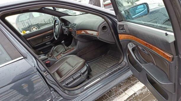 BMW 5 серия E39, 1999 г.