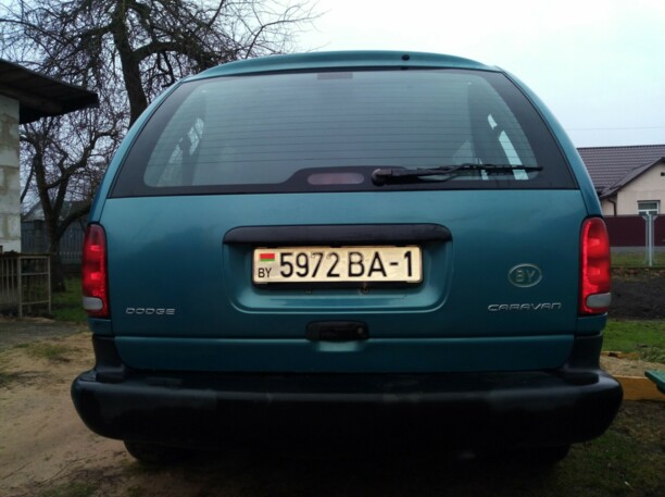Dodge Caravan III, 7 мест, 1998 г.