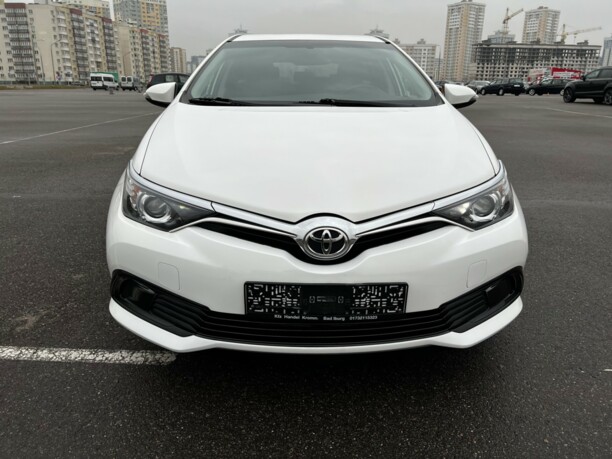 Toyota Auris II (E180) · Рестайлинг, 2017 г.