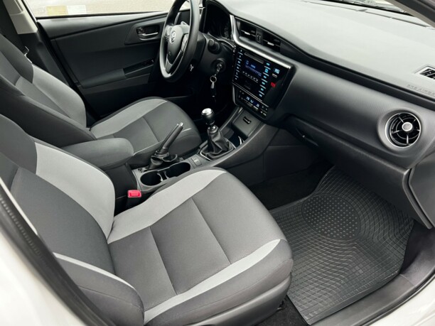 Toyota Auris II (E180) · Рестайлинг, 2017 г.