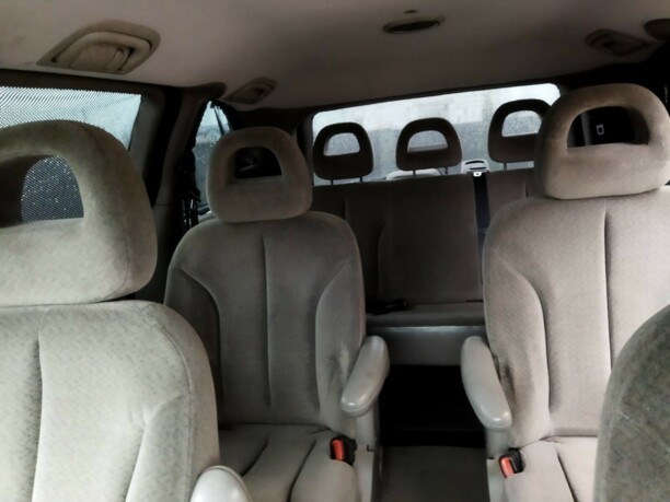Chrysler Voyager IV, 7 мест, 2001 г.