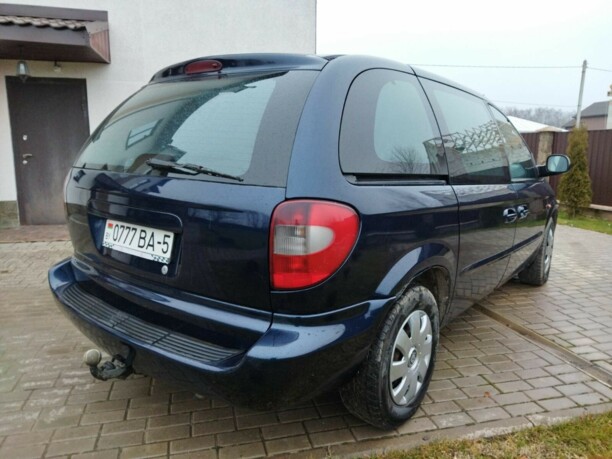 Chrysler Voyager IV, 7 мест, 2001 г.