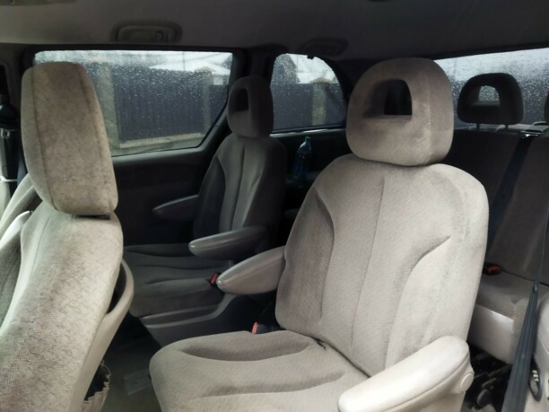 Chrysler Voyager IV, 7 мест, 2001 г.