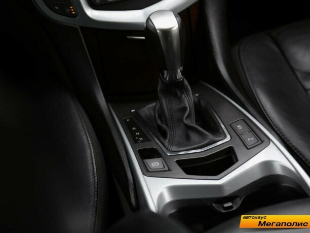 Cadillac SRX II, 2010 г.