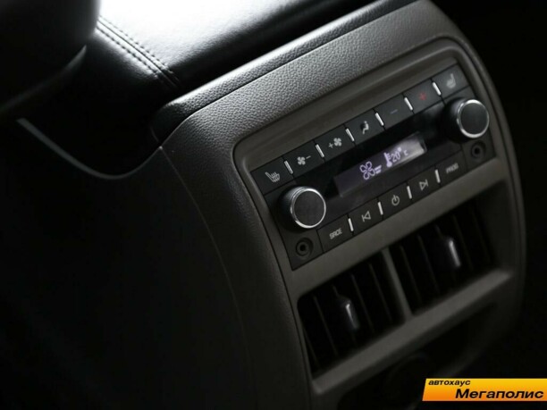 Cadillac SRX II, 2010 г.