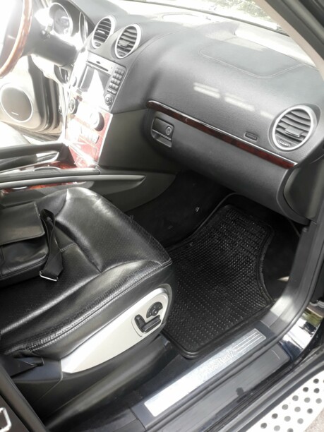 Mercedes-Benz GL-Класс X164 (Рестайлинг), 7 мест, 2009 г.
