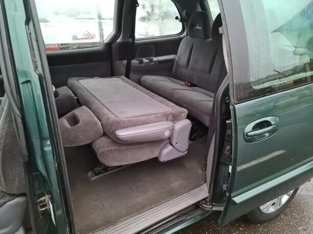 Chrysler Voyager III, 7 мест, 1996 г.