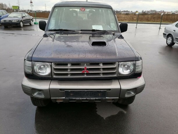 Mitsubishi Pajero II · Рестайлинг, 7 мест, 2002 г.