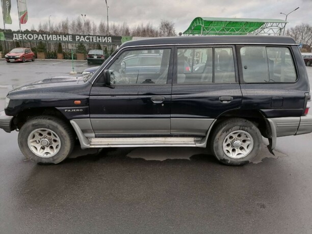 Mitsubishi Pajero II · Рестайлинг, 7 мест, 2002 г.