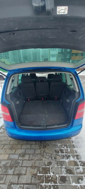Volkswagen Touran I, 7 мест, 2004 г.