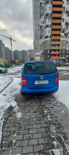 Volkswagen Touran I, 7 мест, 2004 г.