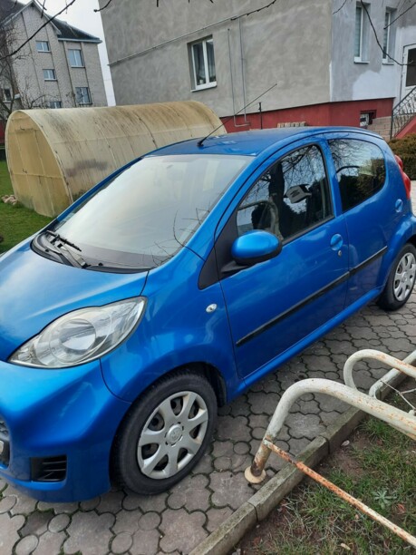 Peugeot 107 I · Рестайлинг, 2010 г.