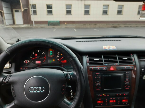 Audi A8 D2, 2002 г.
