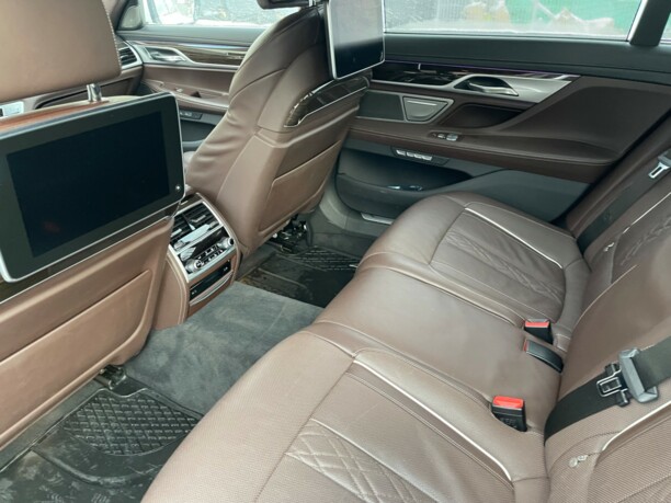 BMW 7 серия G12 (Long), 2017 г.