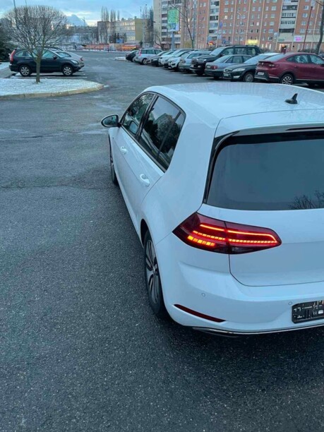 Volkswagen e-Golf VII · Рестайлинг, 2018 г.