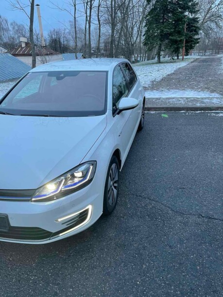 Volkswagen e-Golf VII · Рестайлинг, 2018 г.