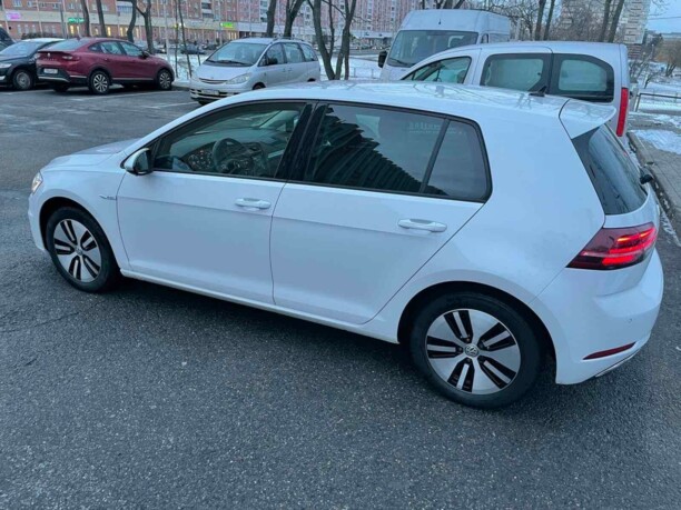 Volkswagen e-Golf VII · Рестайлинг, 2018 г.