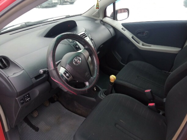 Toyota Yaris II (XP9), 2006 г.