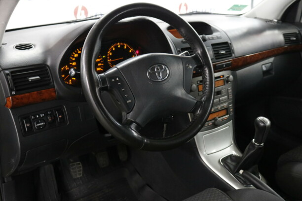 Toyota Avensis II (T250), 2004 г.