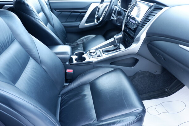 Mitsubishi Pajero Sport III, 2017 г.