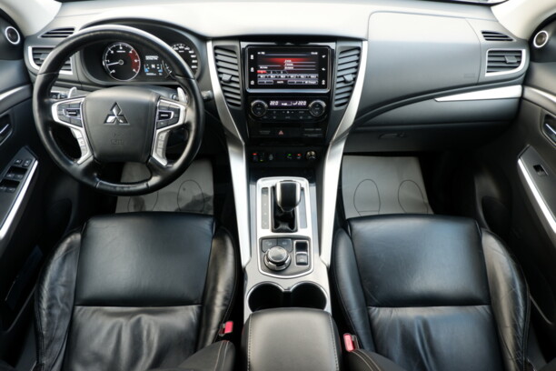 Mitsubishi Pajero Sport III, 2017 г.