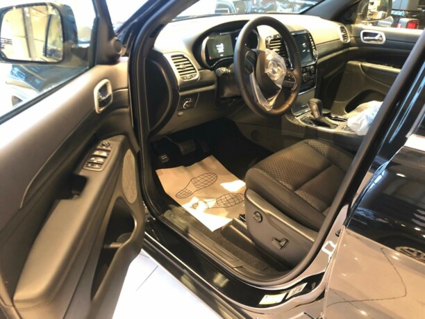 Jeep Grand Cherokee WK2 · Рестайлинг, 2021 г.
