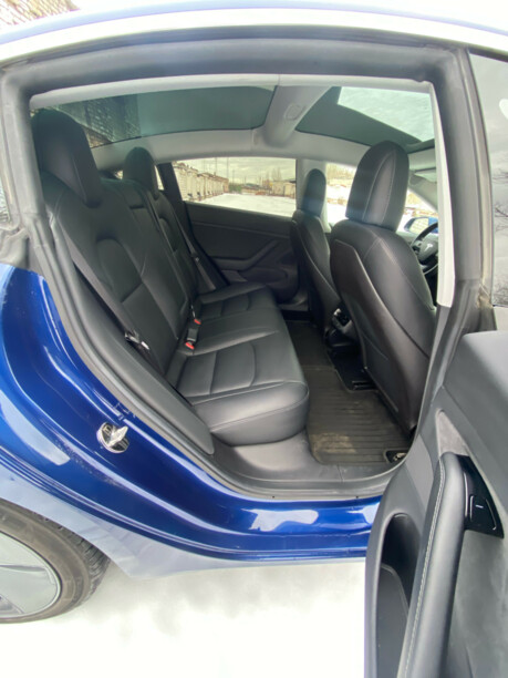 Tesla Model 3, 2019 г.
