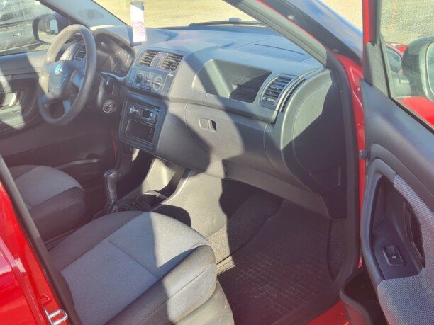 Skoda Fabia 5J · Рестайлинг, 2010 г.
