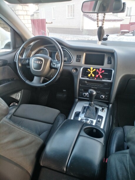Audi Q7 4L, 7 мест, 2006 г.