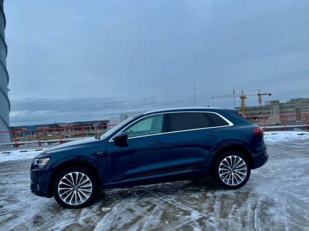 Audi e-tron, 2019 г.