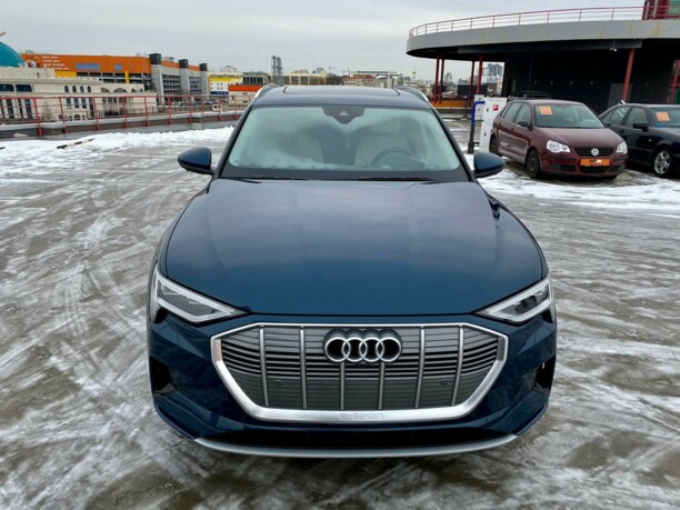 Audi e-tron, 2019 г.