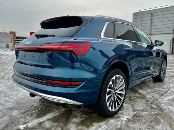 Audi e-tron, 2019 г.