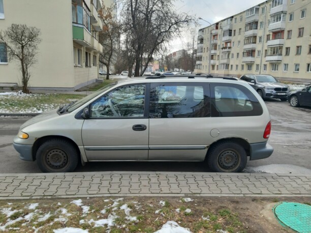 Dodge Caravan III, 7 мест, 2000 г.