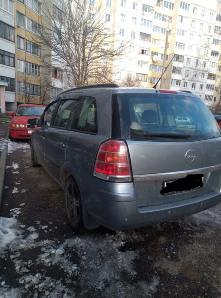 Opel Zafira B, 7 мест, 2005 г.