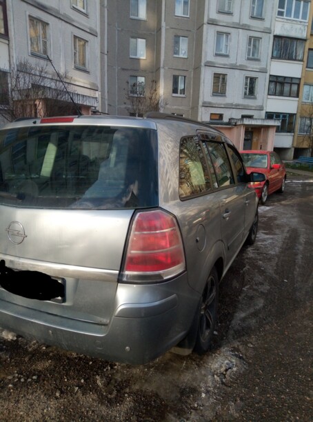 Opel Zafira B, 7 мест, 2005 г.