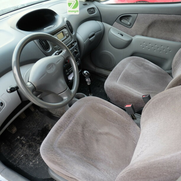Toyota Yaris Verso, 2002 г.