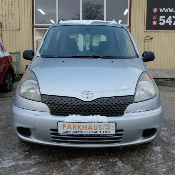 Toyota Yaris Verso, 2002 г.