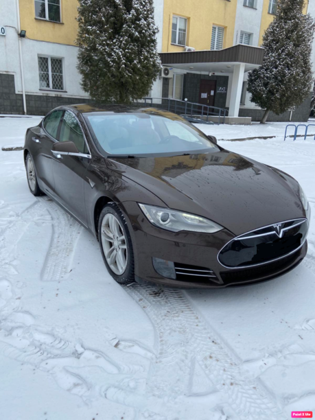 Tesla Model S I, 2013 г.