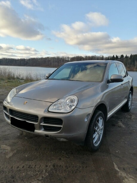 Porsche Cayenne 955, 2004 г.