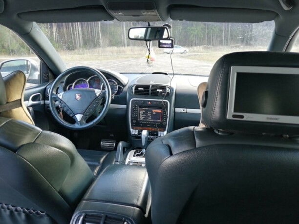 Porsche Cayenne 955, 2004 г.
