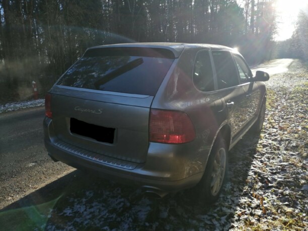 Porsche Cayenne 955, 2004 г.