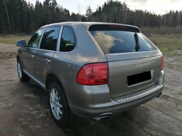 Porsche Cayenne 955, 2004 г.