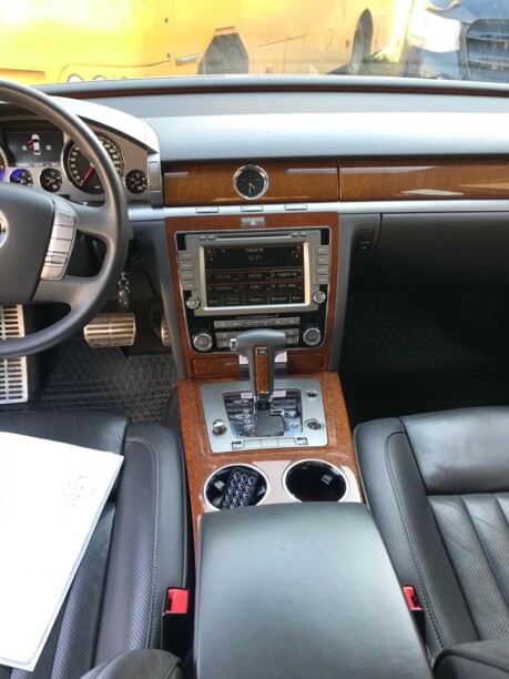 Volkswagen Phaeton I · 2-й рестайлинг, 2013 г.