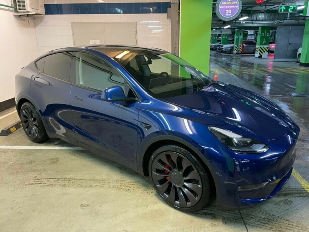 Tesla Model Y, 2021 г.
